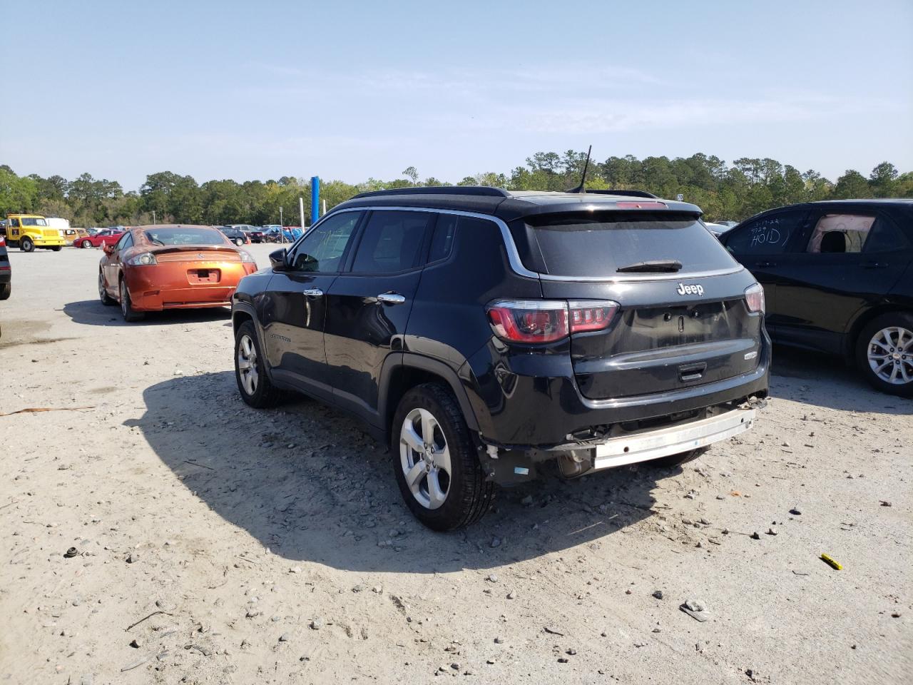 Photo 3 from auction – 2018 JEEP COMPASS LA with VIN 3C4NJCBB7JT108722
