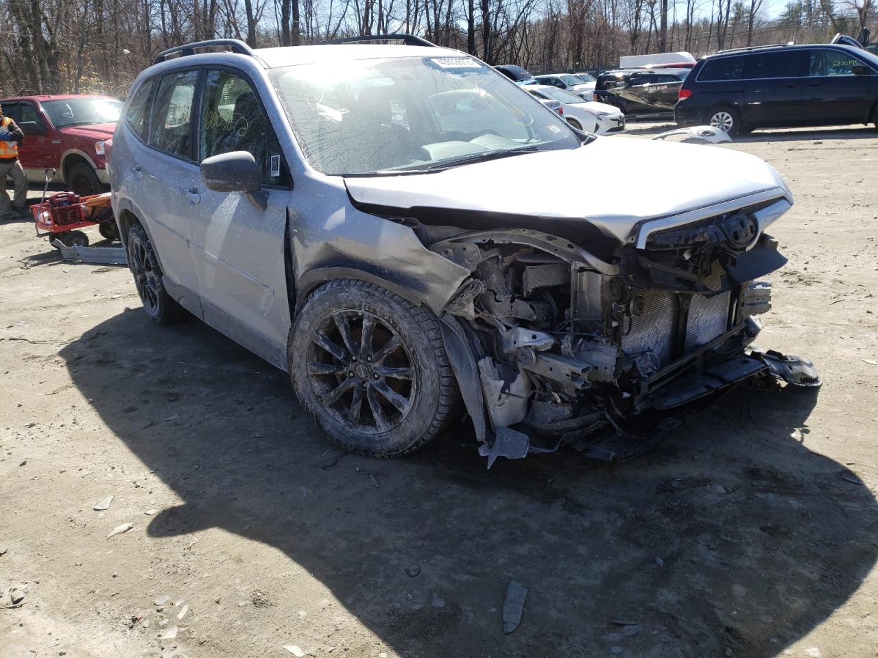 SUBARU FORESTER 2020 with VIN JF2SKADC1LH485589 - Photo from auction