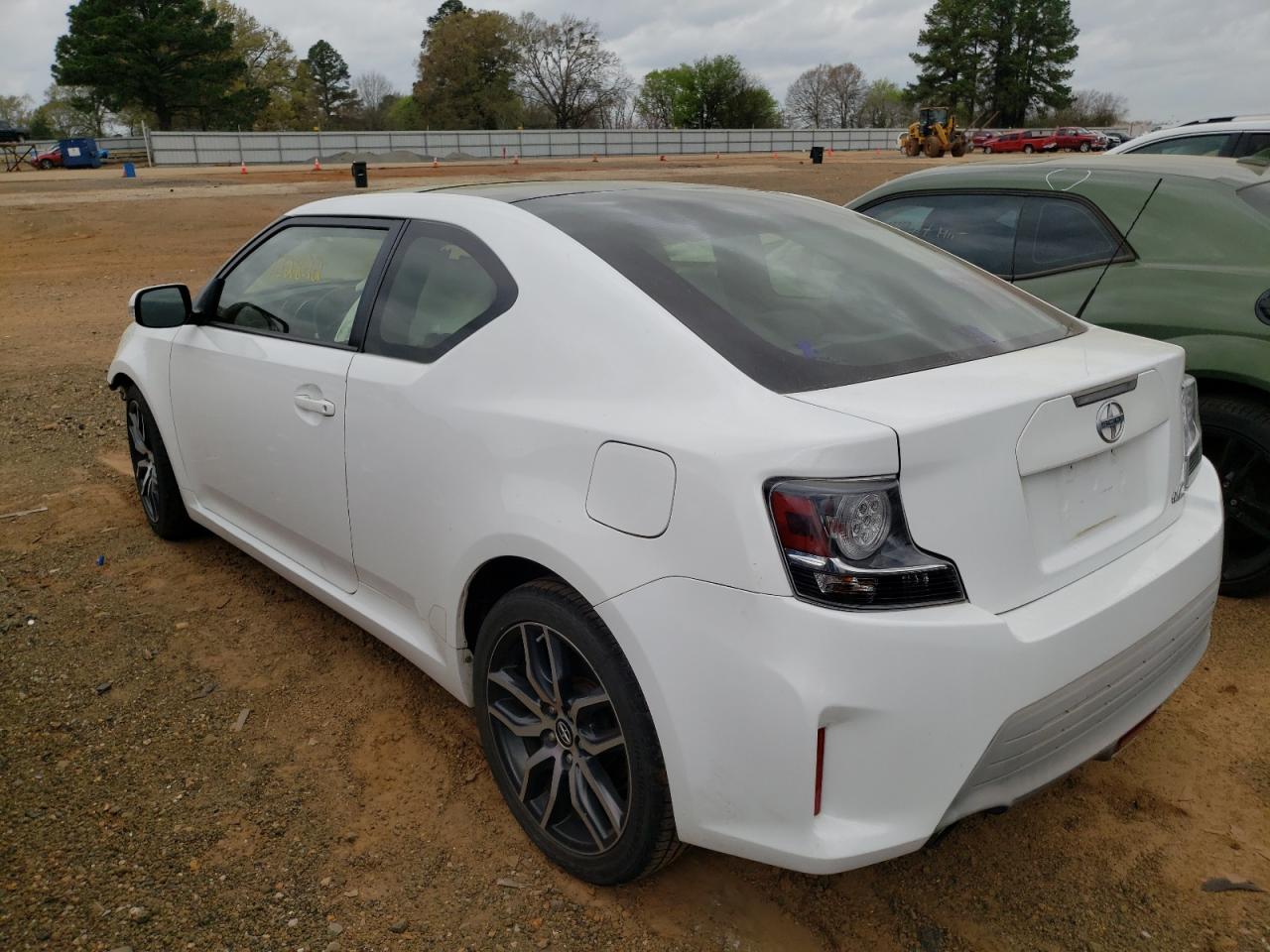 Photo 3 from auction – 2014 TOYOTA SCION TC with VIN JTKJF5C79E3082706