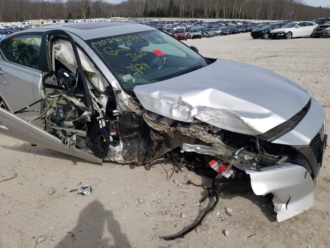 Photo 9 from auction – 2019 NISSAN ALTIMA SR with VIN 1N4BL4CW9KC251789