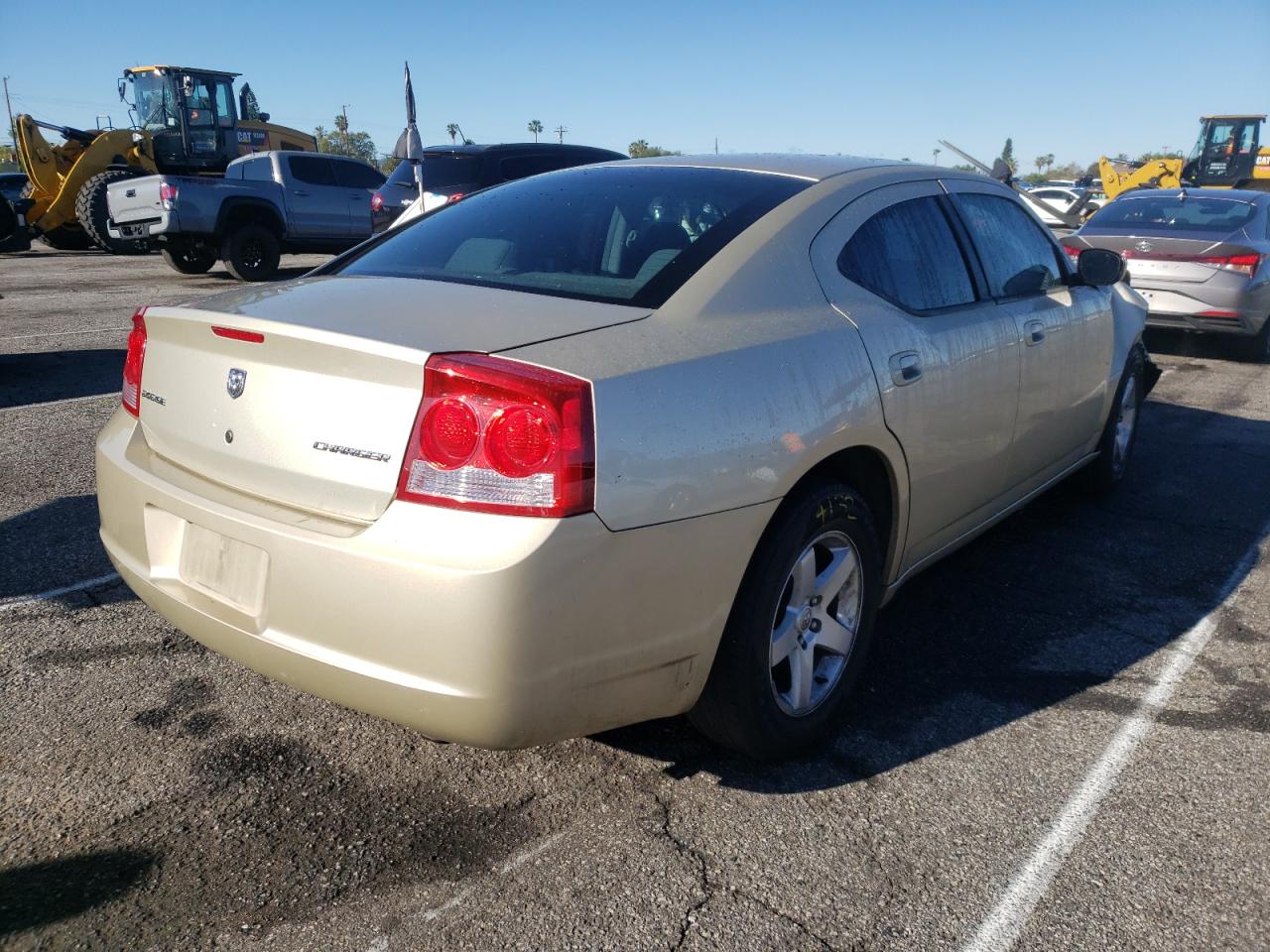 Photo 4 from auction – 2010 DODGE CHARGER with VIN 2B3CA4CD5AH175603