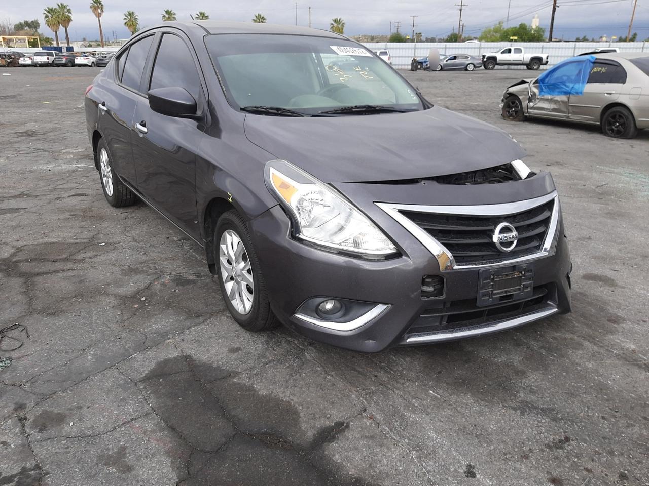 NISSAN VERSA S 2015 z numerem VIN 3N1CN7AP0FL887178 - Zdjęcie z aukcji