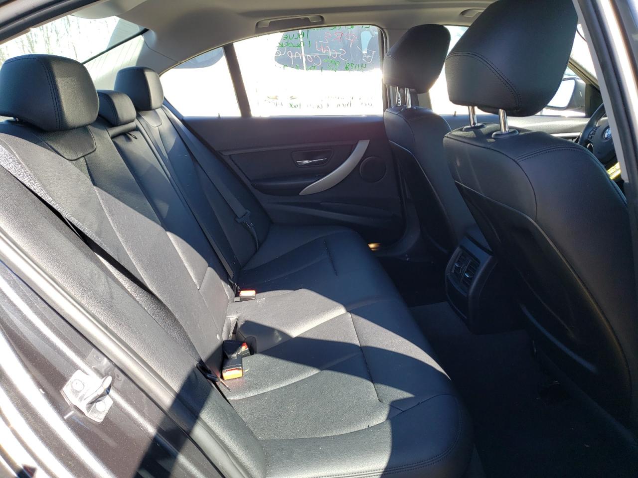 Photo 6 from auction – 2014 BMW 320 I XDRI with VIN WBA3C3G59ENS70830