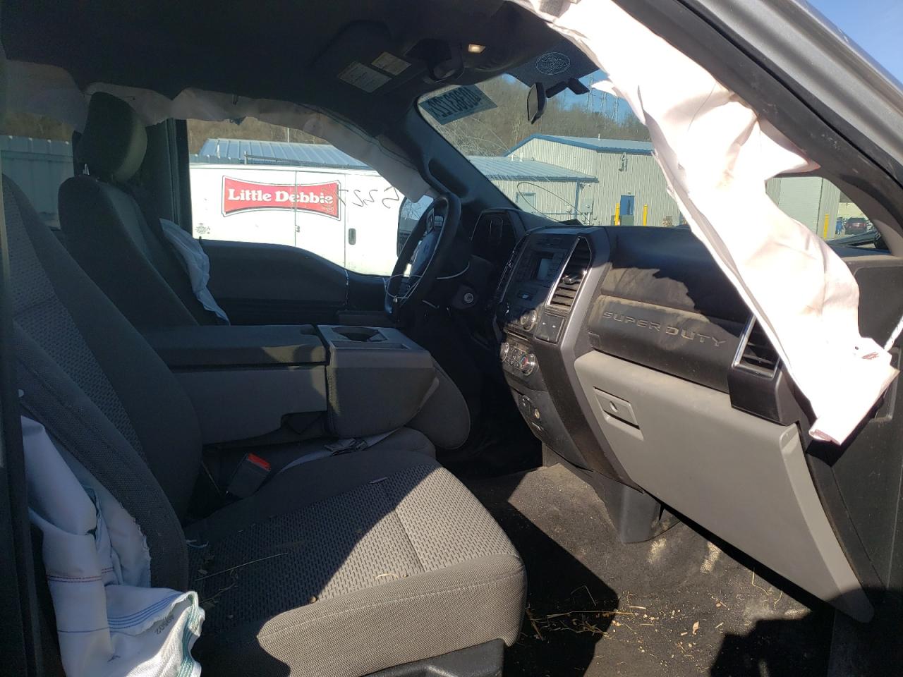 Photo 5 from auction – 2018 FORD F250 SUPER with VIN 1FT7W2B65JEC09667