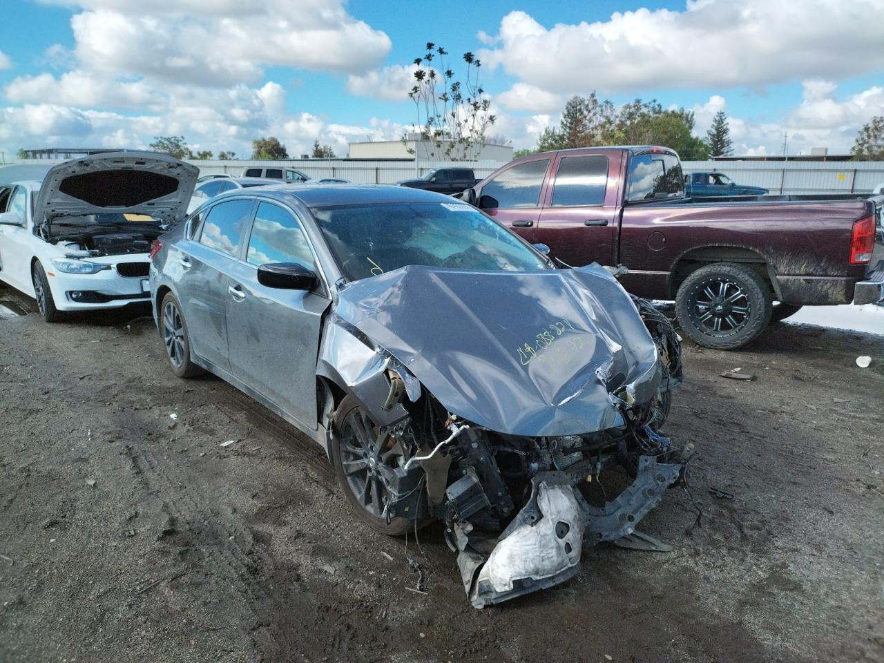 NISSAN ALTIMA 2.5 2017 with VIN 1N4AL3AP1HC488464 - Photo from auction