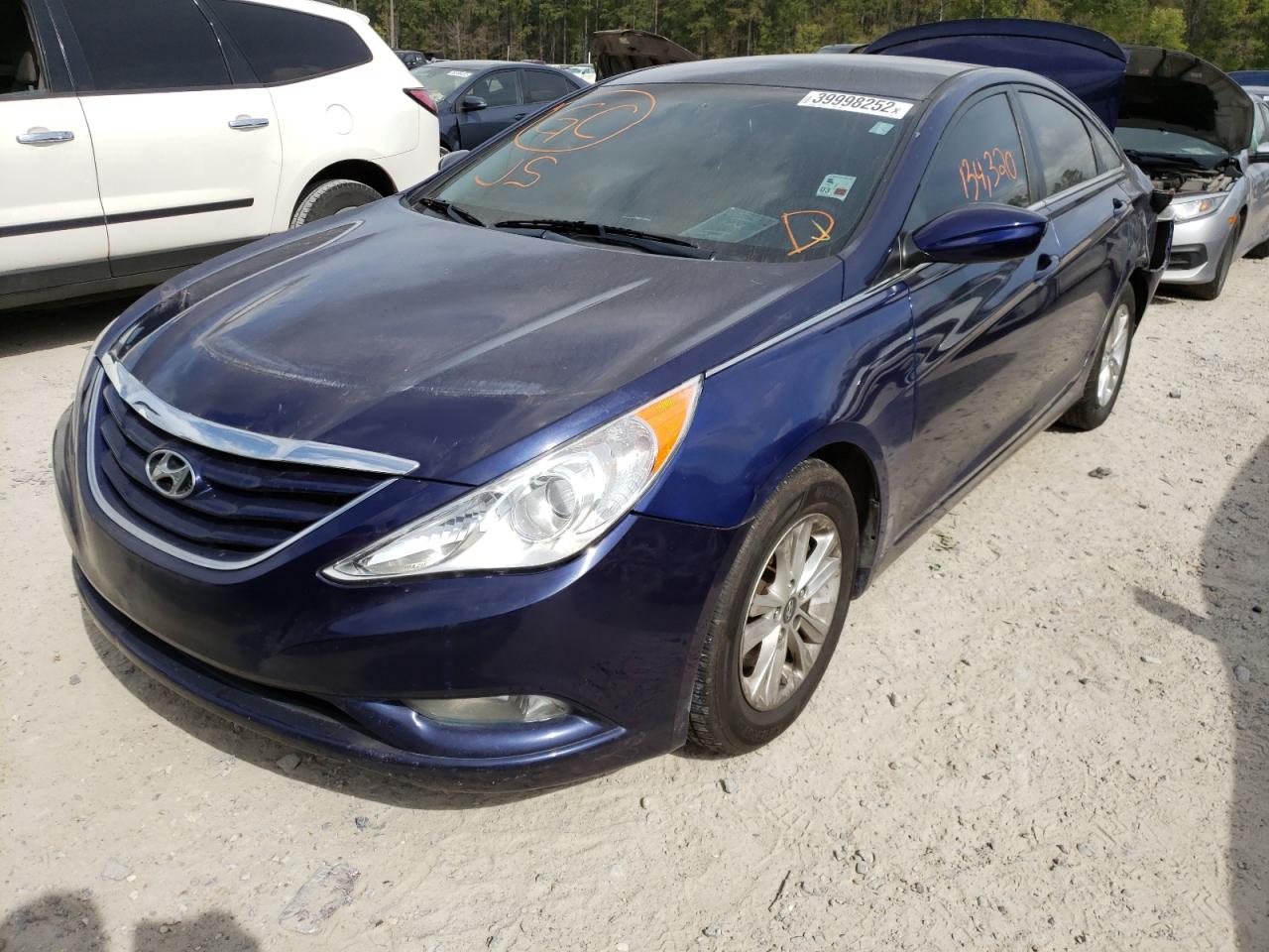 Photo 2 from auction – 2013 HYUNDAI SONATA GLS with VIN 5NPEB4AC8DH625349