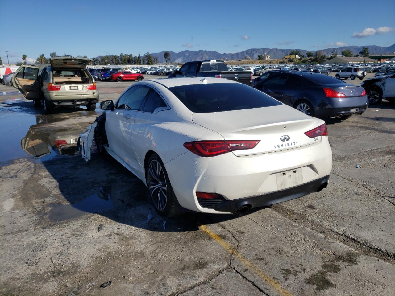 Photo 3 from auction – 2017 INFINITI Q60 PREMIU with VIN JN1EV7EK9HM363916