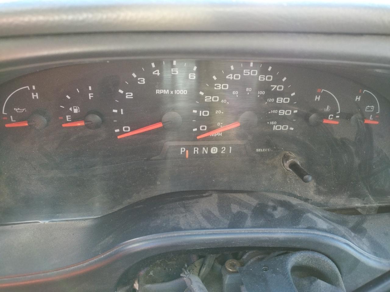 Photo 8 from auction – 2004 FORD ECONOLINE with VIN 1FTNE24W34HB06001