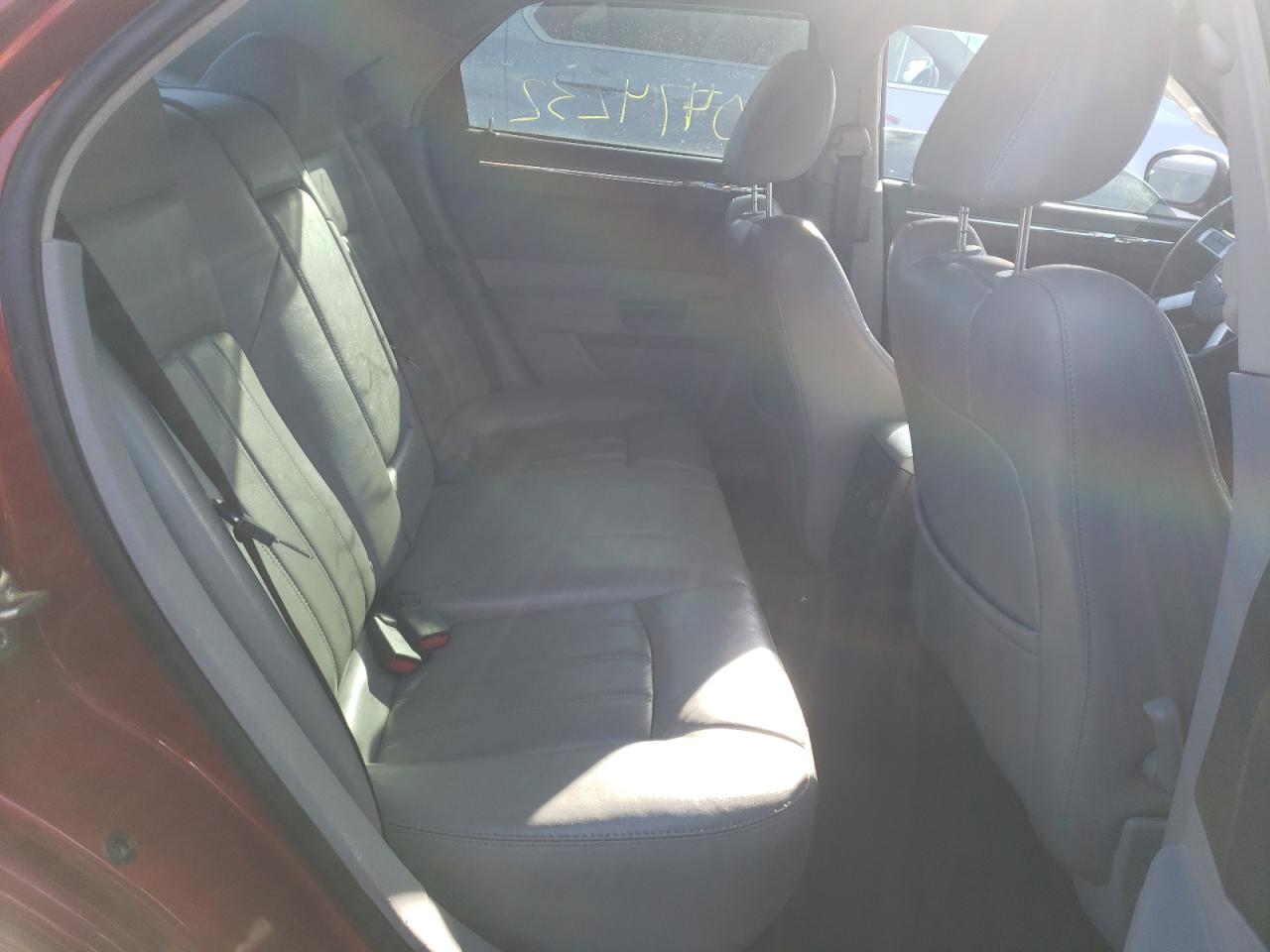 Photo 6 from auction – 2007 CHRYSLER 300C with VIN 2C3KA63H97H651602