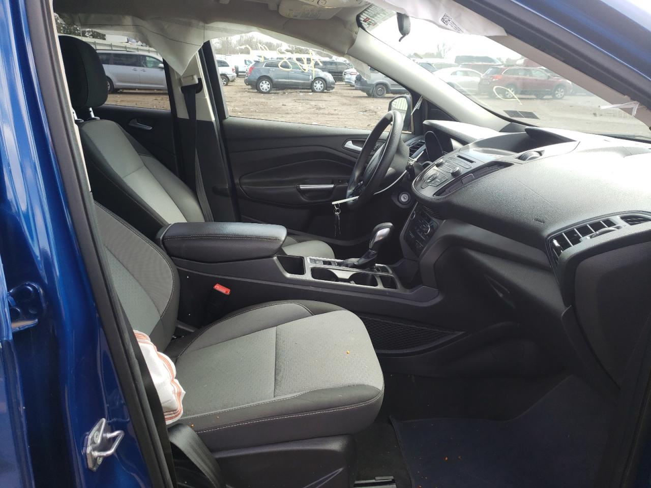 Photo 5 from auction – 2018 FORD ESCAPE SE with VIN 1FMCU0GD2JUB15487