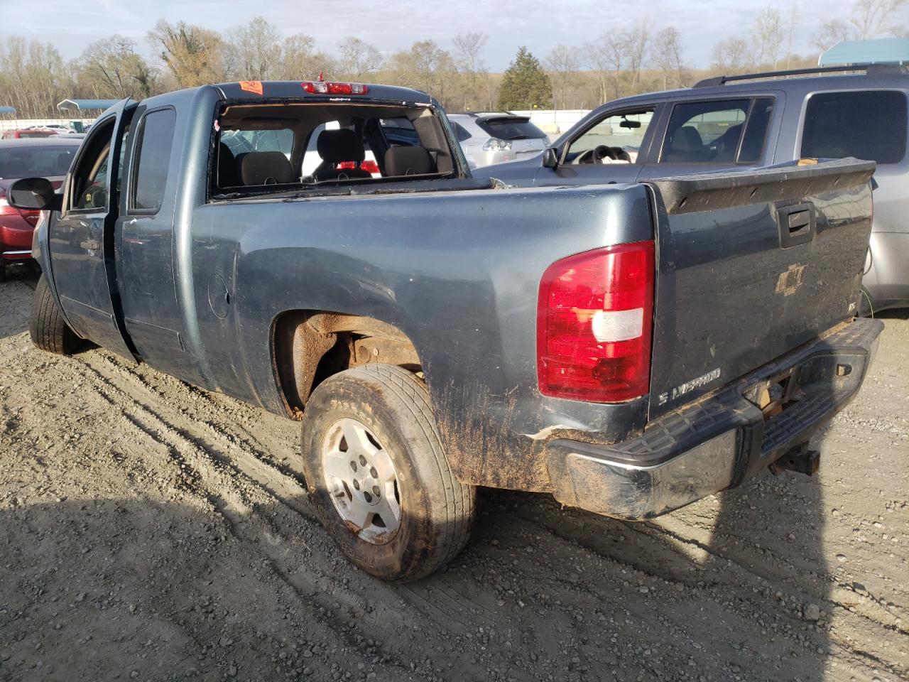 Photo 3 from auction – 2009 CHEVROLET SILVERADO with VIN 1GCEC19C19Z264482