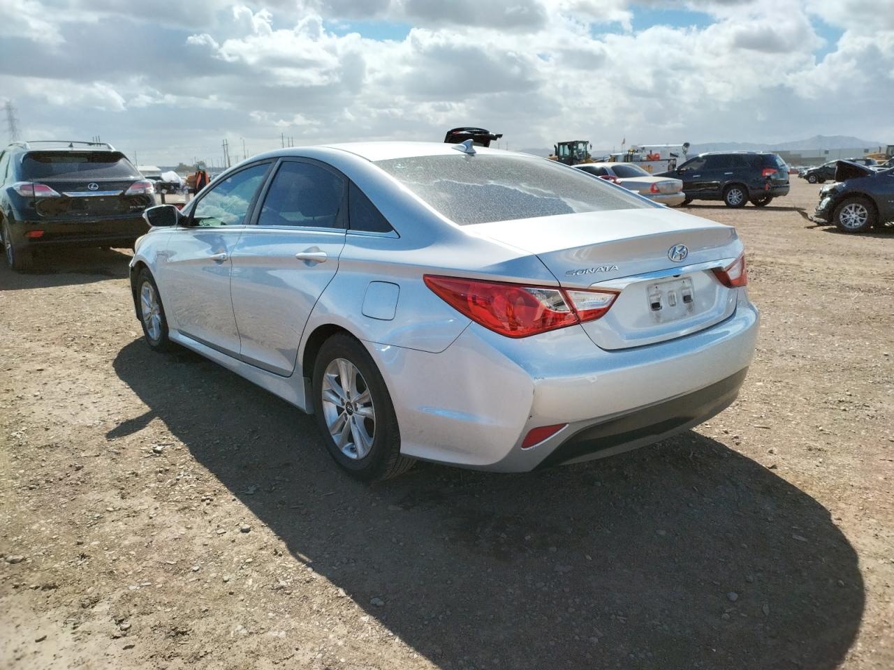 Photo 3 from auction – 2014 HYUNDAI SONATA GLS with VIN 5NPEB4AC7EH828248