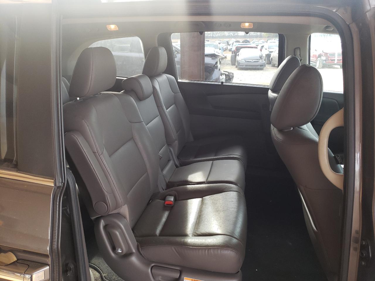 Photo 6 from auction – 2014 HONDA ODYSSEY EX with VIN 5FNRL5H61EB013000