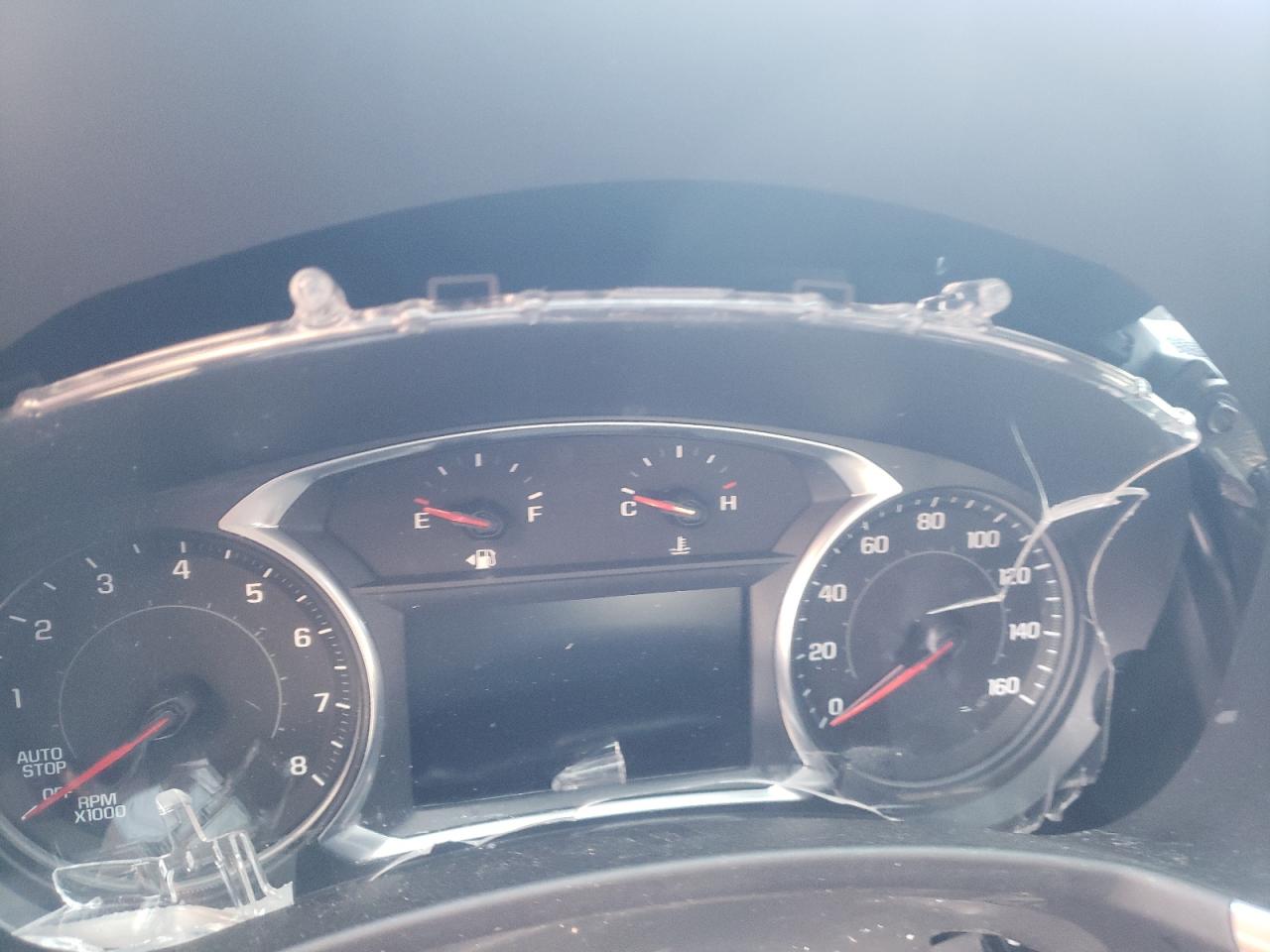 Photo 8 from auction – 2020 CHEVROLET EQUINOX LT with VIN 2GNAXJEV1L6166606