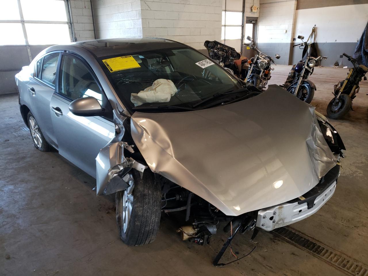 صورة رقم 1 من المزاد - 2012 MAZDA 3 I مع VIN JM1BL1V75C1646094