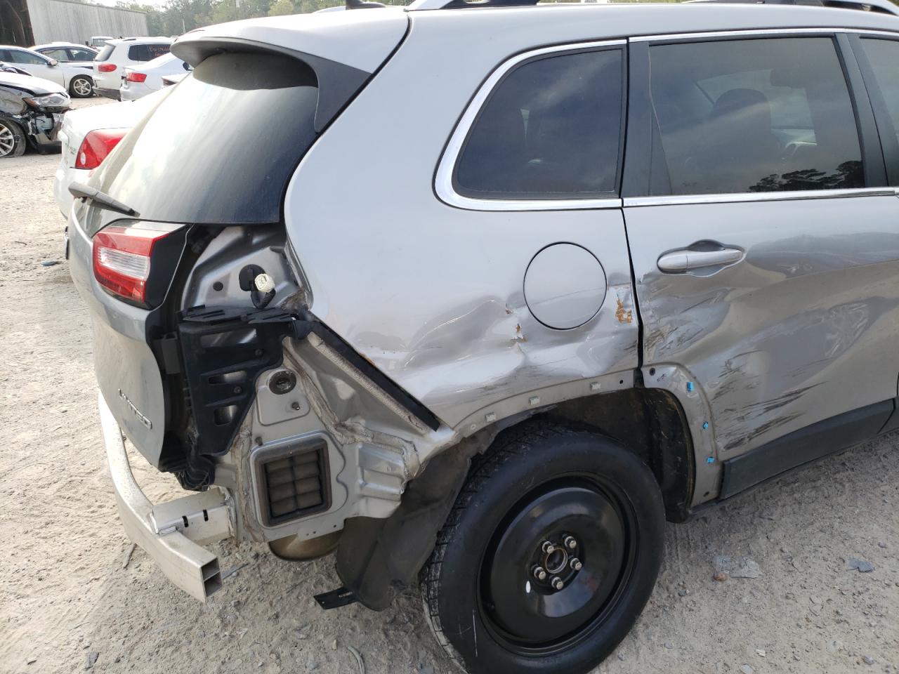 Photo 9 from auction – 2014 JEEP CHEROKEE L with VIN 1C4PJLDB5EW283086