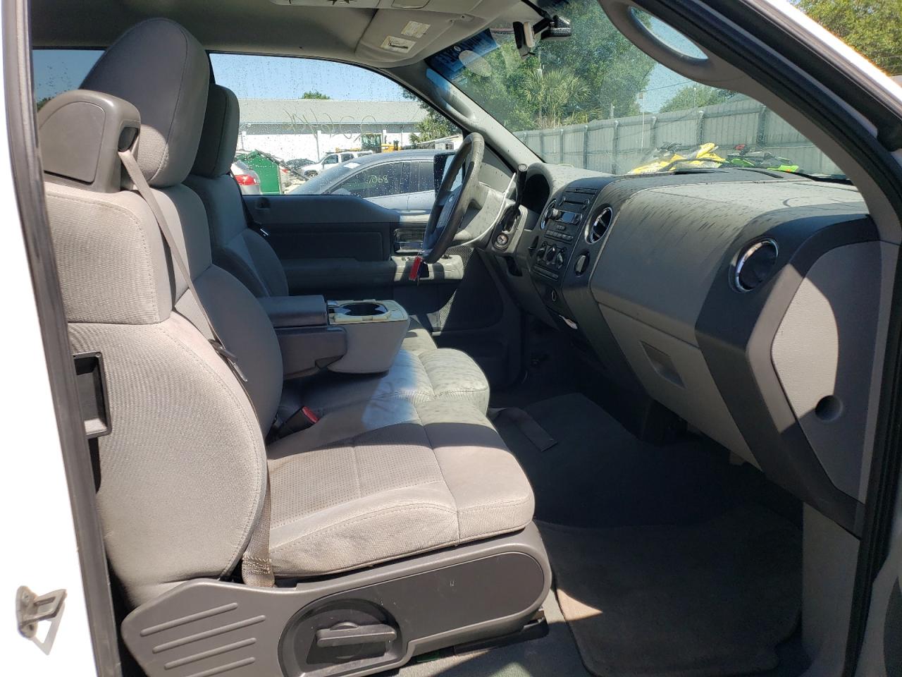 Photo 5 from auction – 2007 FORD F150 with VIN 1FTRX12W87FA94114