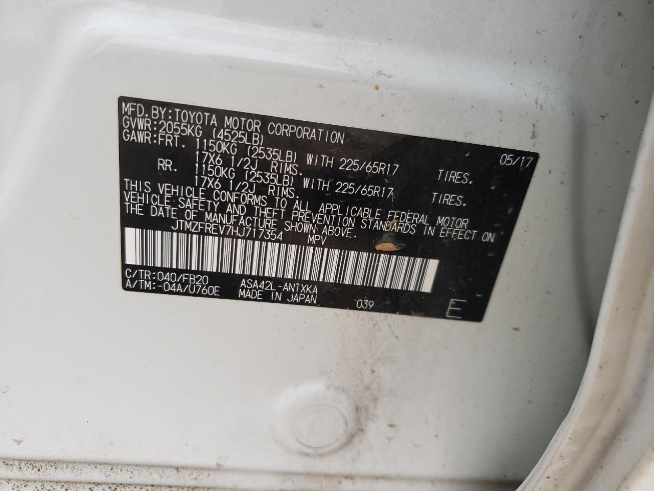 Photo 10 from auction – 2017 TOYOTA RAV4 LE with VIN JTMZFREV7HJ717354
