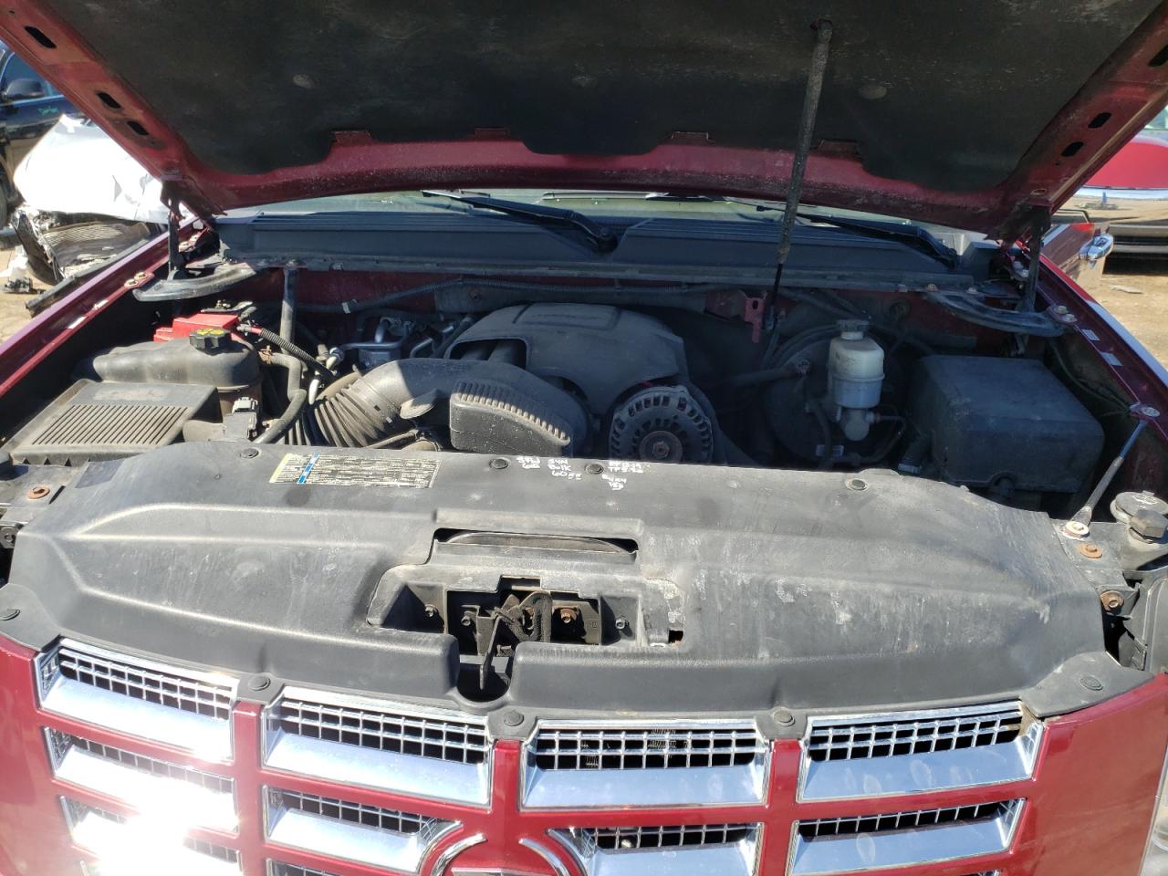 Photo 7 from auction – 2011 CADILLAC ESCALADE L with VIN 1GYS4BEF8BR194100
