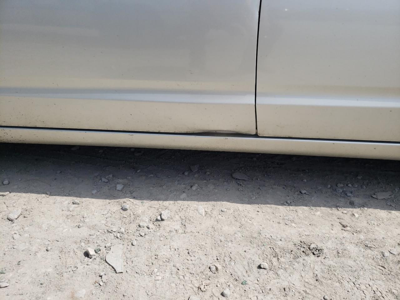 Photo 9 from auction – 2004 TOYOTA PRIUS with VIN JTDKB22U740101184
