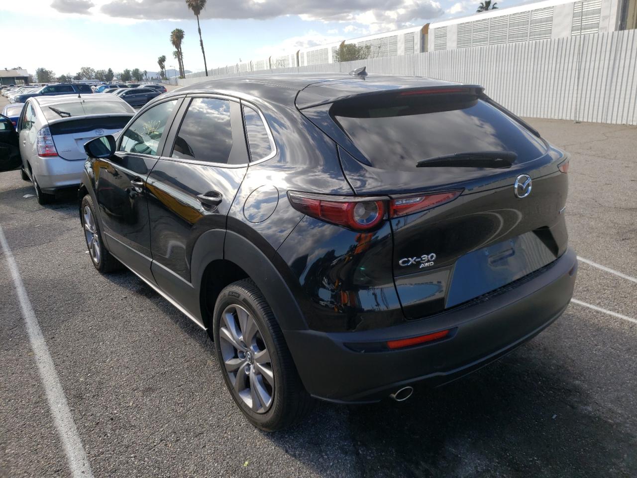 Photo 3 from auction – 2020 MAZDA CX-30 PREF with VIN 3MVDMBDL0LM112206
