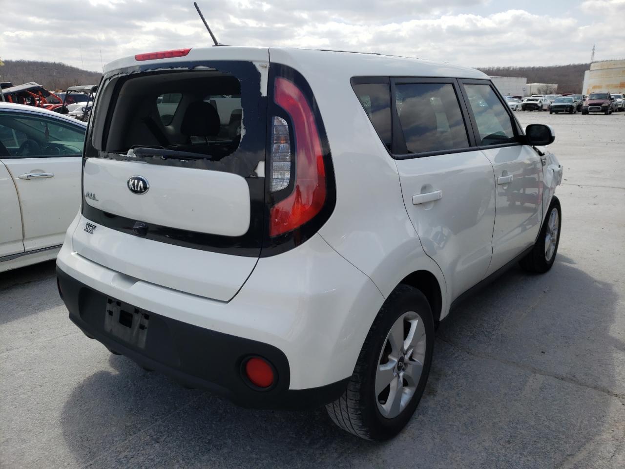 Photo 4 from auction – 2019 KIA SOUL with VIN KNDJN2A28K7014949