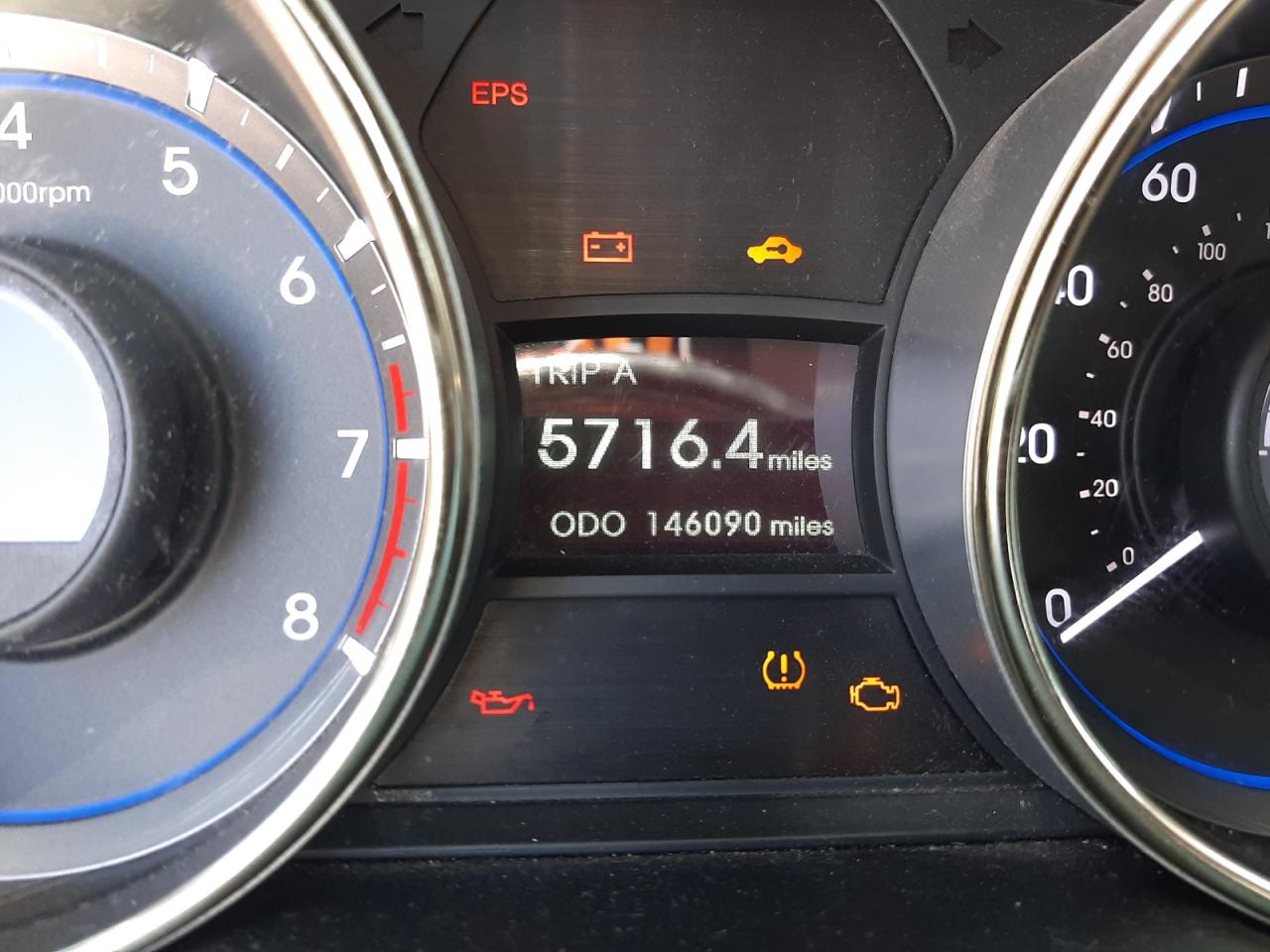 Photo 8 from auction – 2013 HYUNDAI SONATA SE with VIN 5NPEC4AC3DH712587