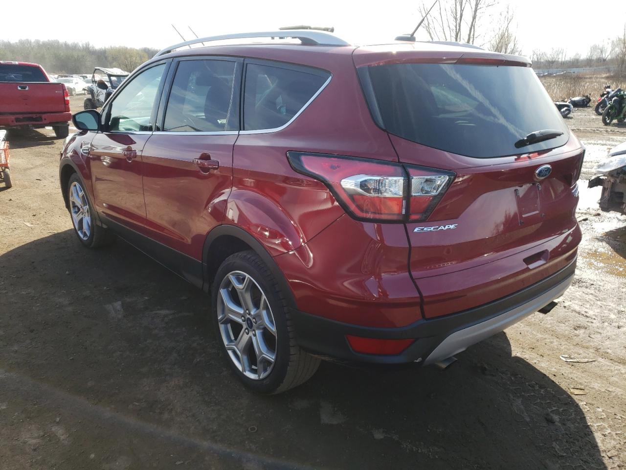 Photo 3 from auction – 2017 FORD ESCAPE TIT with VIN 1FMCU9J93HUD26121