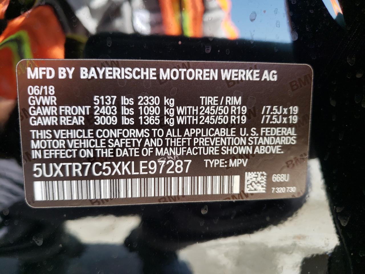 Photo 10 from auction – 2019 BMW X3 SDRIVE3 with VIN 5UXTR7C5XKLE97287