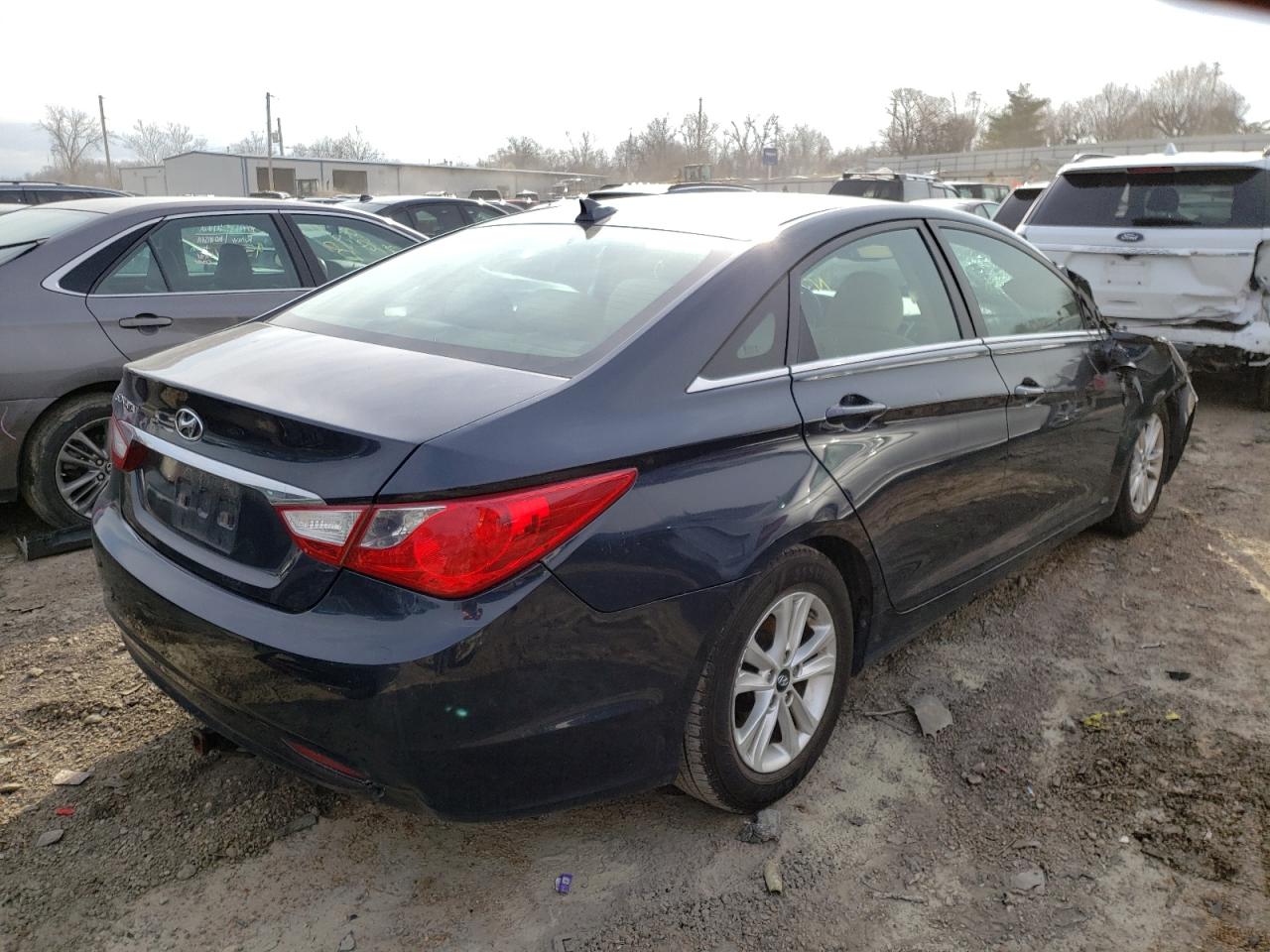 Photo 4 from auction – 2013 HYUNDAI SONATA GLS with VIN 5NPEB4AC5DH684827