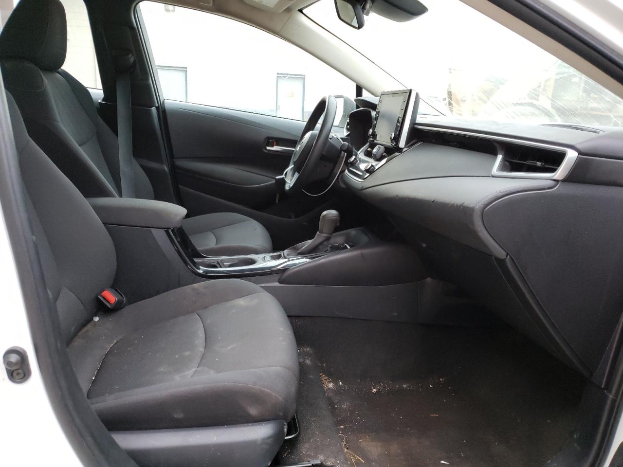 Photo 5 from auction – 2020 TOYOTA COROLLA LE with VIN 5YFEPRAE1LP063764