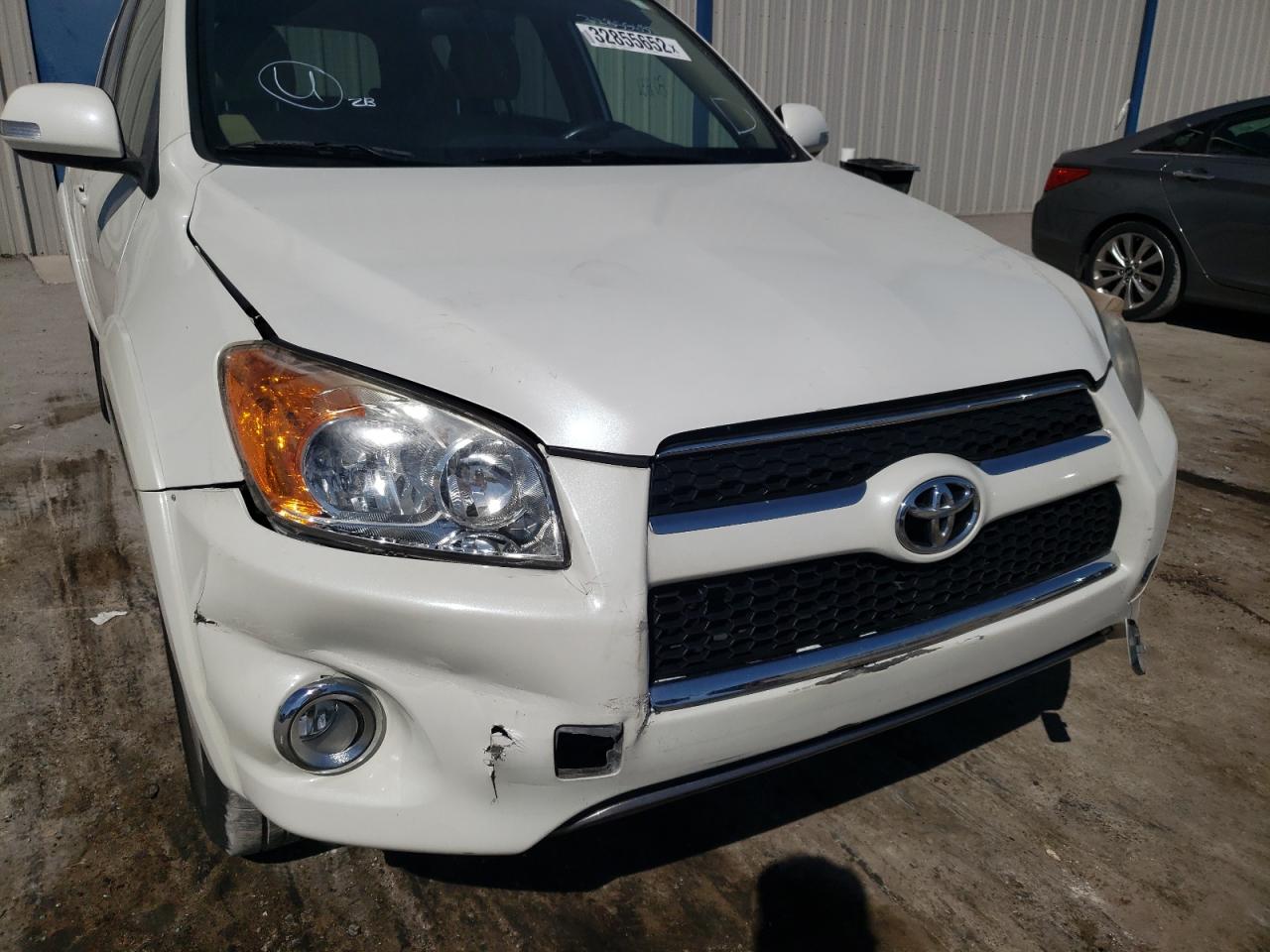 Photo 9 from auction – 2009 TOYOTA RAV4 LIMIT with VIN JTMZF31V495008510