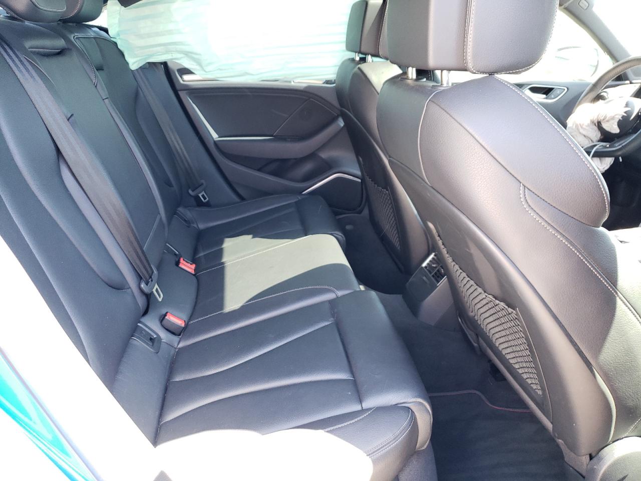 Photo 6 from auction – 2018 AUDI S3 PREMIUM with VIN WAUB1GFF2J1074975