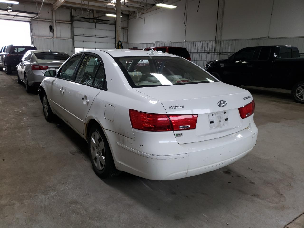 Photo 3 from auction – 2010 HYUNDAI SONATA GLS with VIN 5NPET4AC3AH589465
