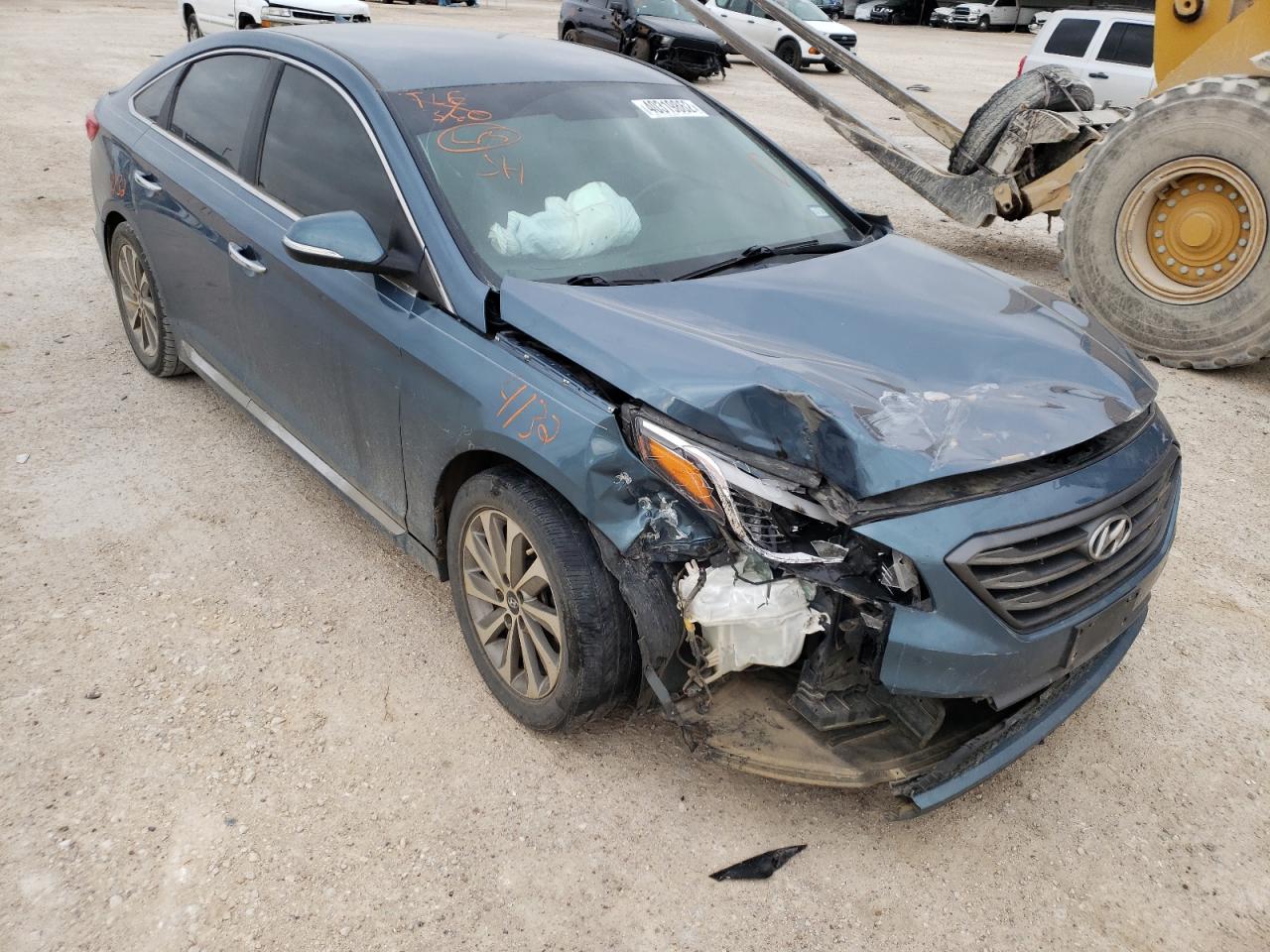 HYUNDAI SONATA SPO 2015 with VIN 5NPE34AF2FH097219 - Photo from auction
