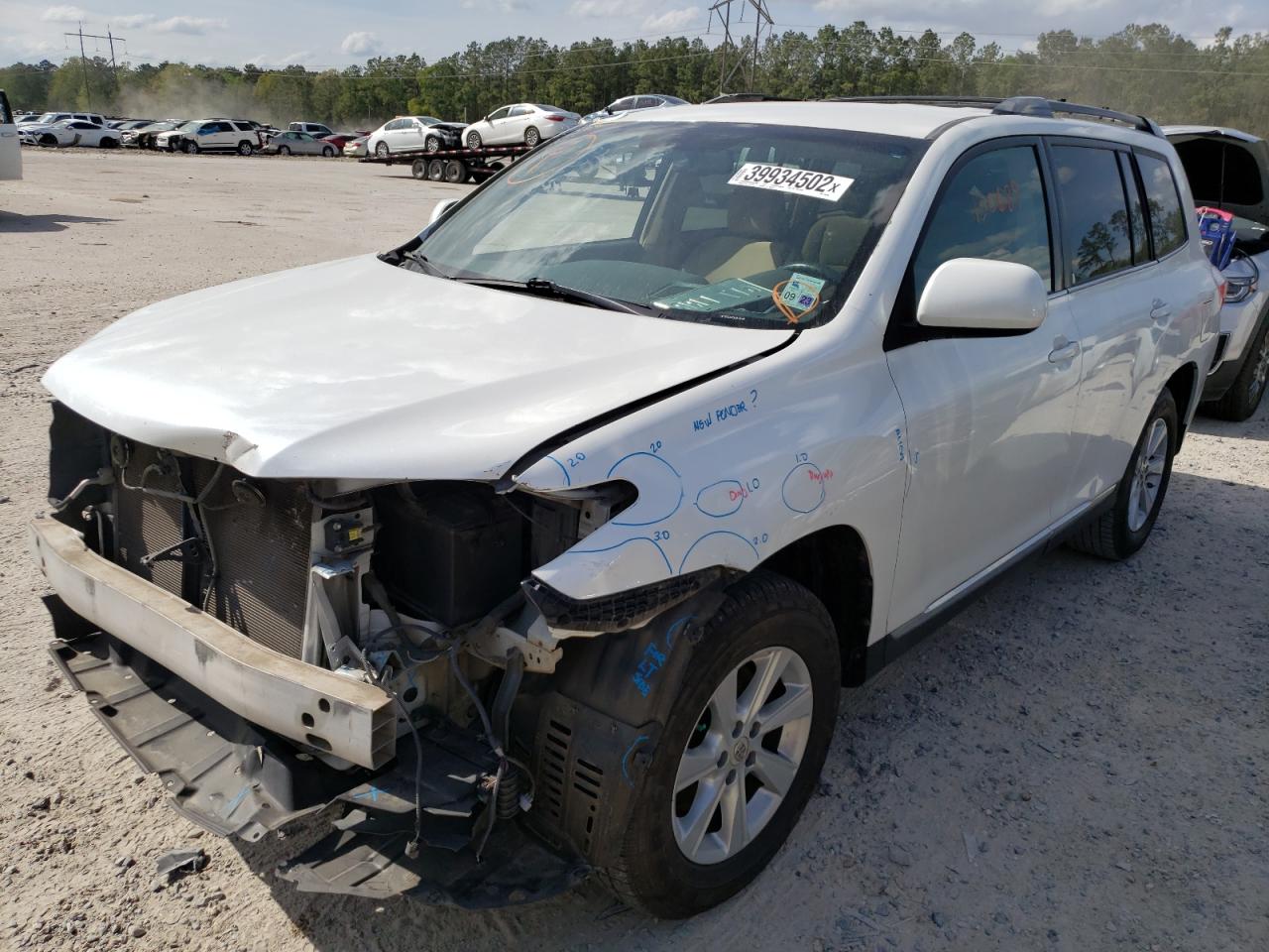 Photo 2 from auction – 2013 TOYOTA HIGHLANDER with VIN 5TDZK3EHXDS099530