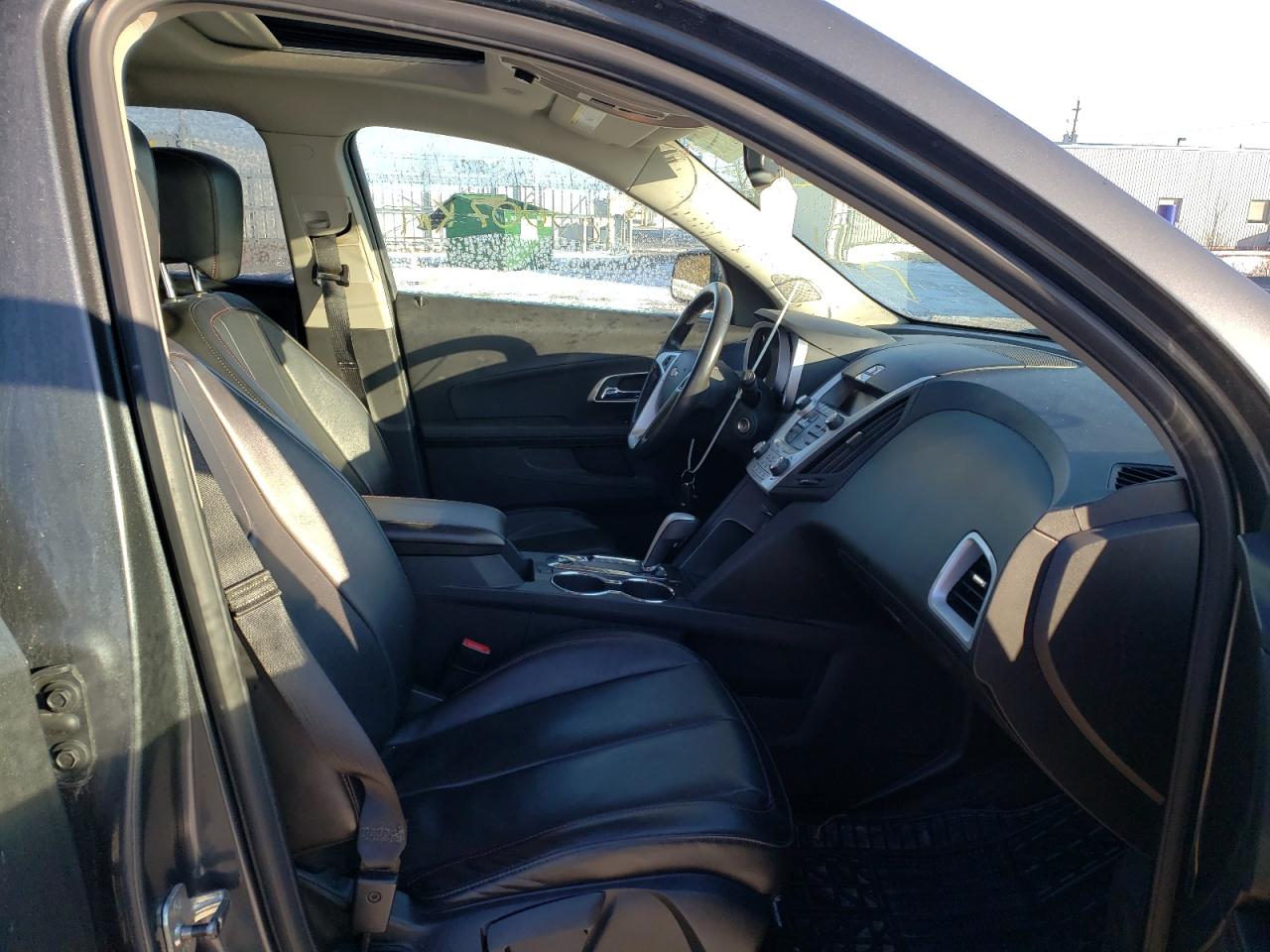 Photo 5 from auction – 2011 CHEVROLET EQUINOX LT with VIN 2CNFLNEC0B6300662