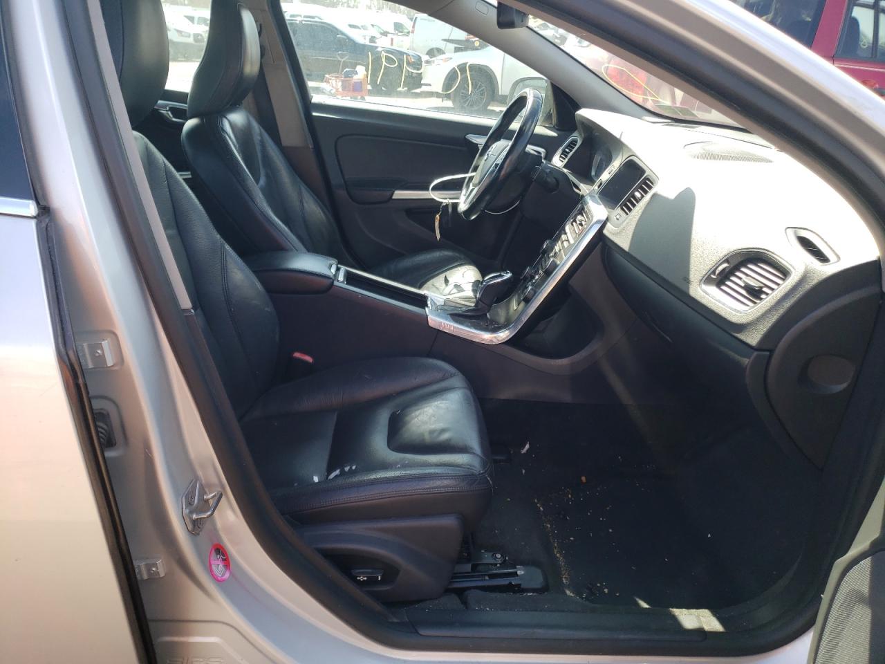 Photo 5 from auction – 2014 VOLVO S60 T5 with VIN YV1612FH1E2296426