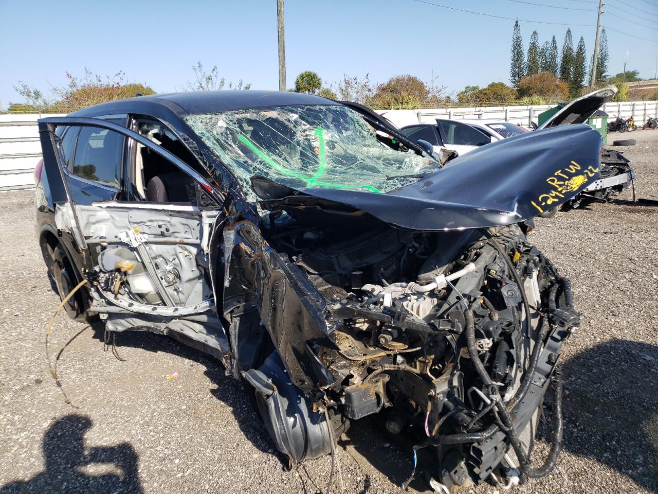 Photo 1 from auction – 2018 NISSAN ROGUE S with VIN JN8AT2MT4JW455996
