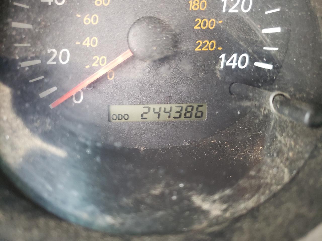 Photo 8 from auction – 2005 TOYOTA HIGHLANDER with VIN JTEDP21A950062225