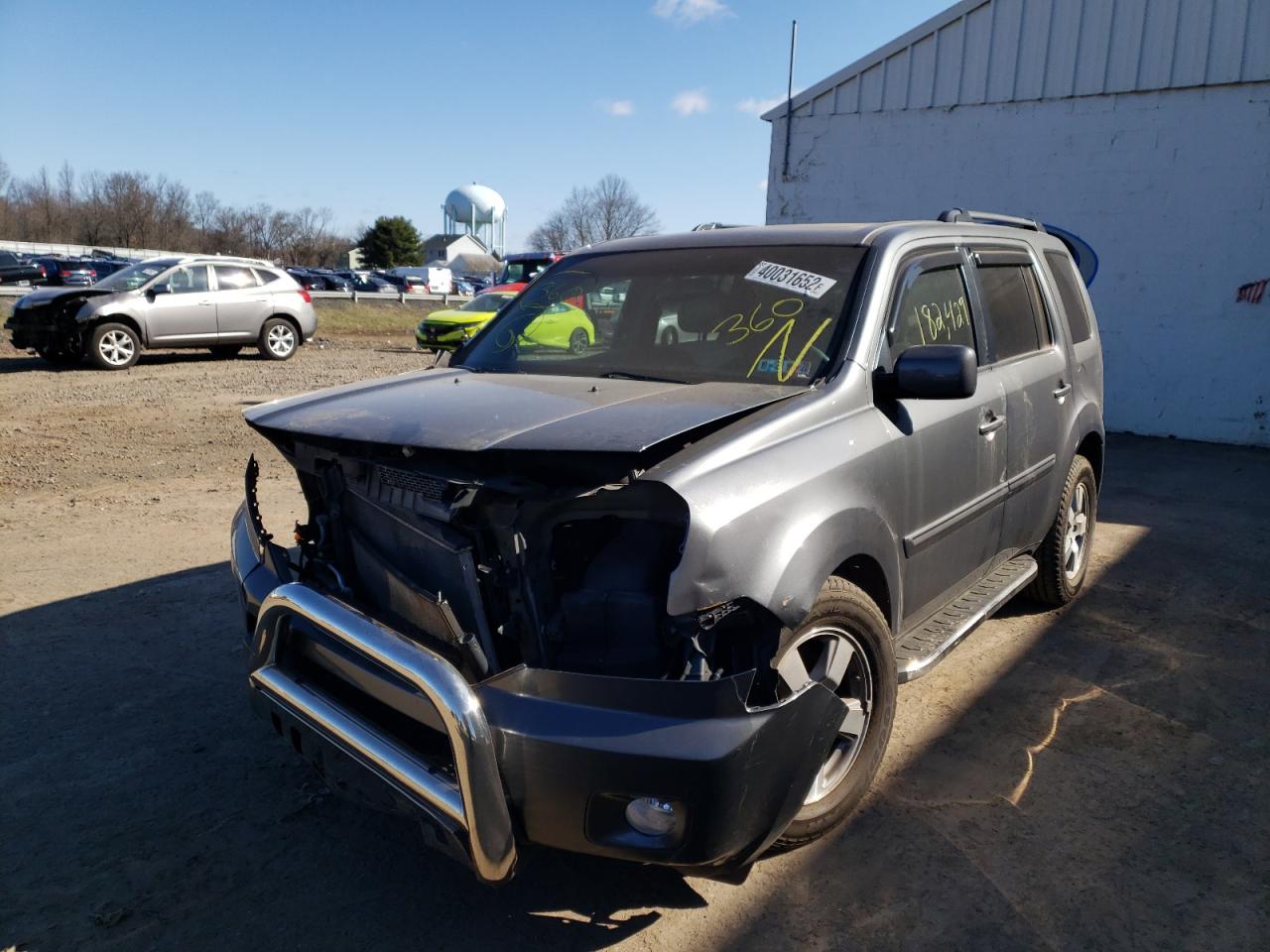 Photo 2 from auction – 2011 HONDA PILOT EXLN with VIN 5FNYF4H7XBB009450