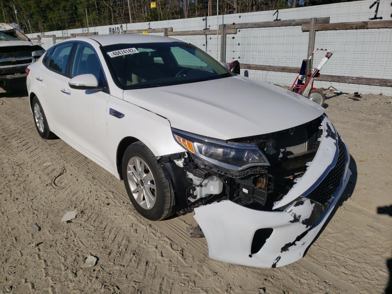 Photo 1 from auction – 2016 KIA OPTIMA LX with VIN 5XXGT4L34GG043610