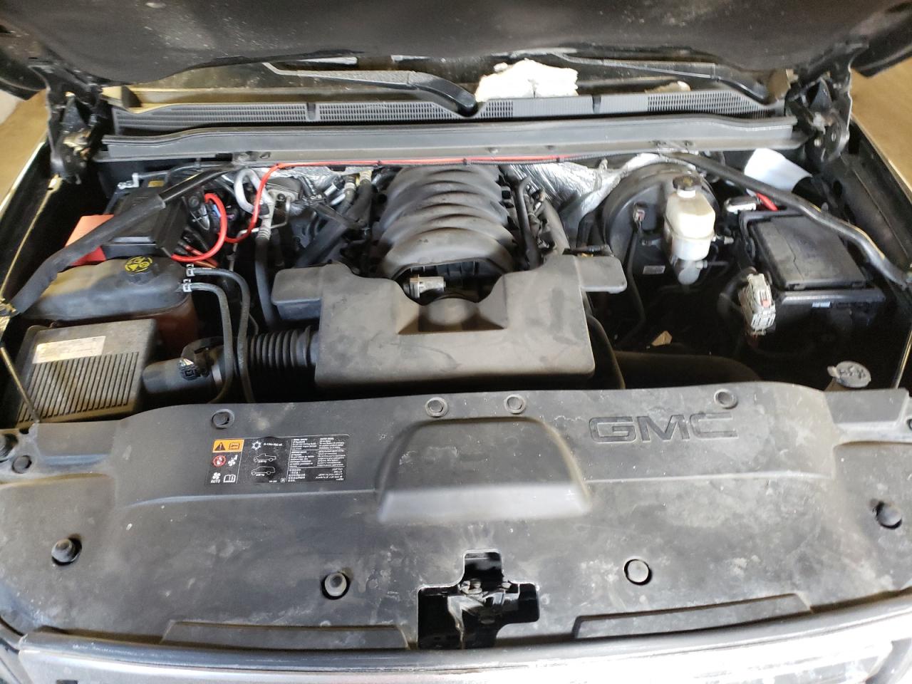 Photo 7 from auction – 2016 GMC YUKON SLT with VIN 1GKS2BKC7GR435324