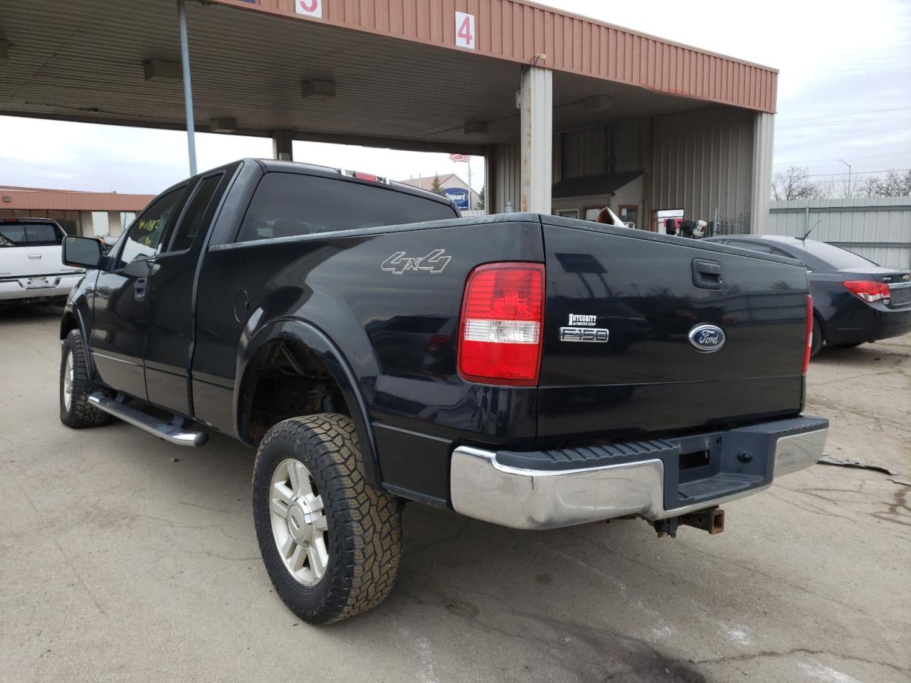 Photo 3 from auction – 2004 FORD F150 with VIN 1FTPX14584NC15222