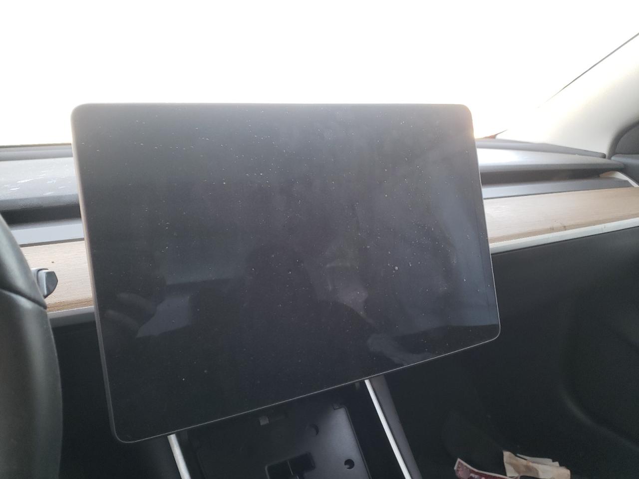 Photo 10 from auction – 2019 TESLA MODEL 3 with VIN 5YJ3E1EA9KF306107