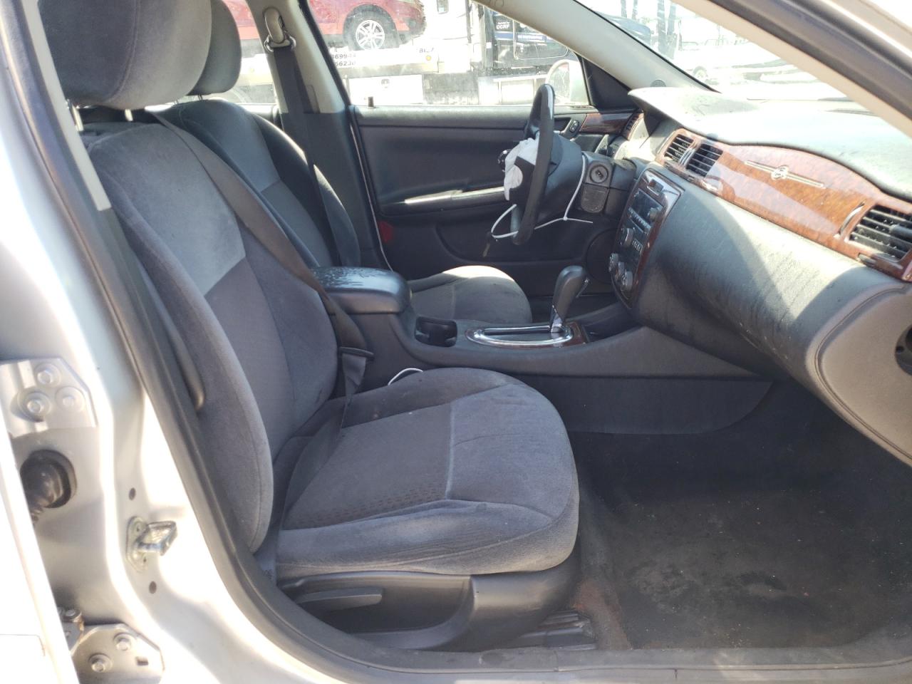 Photo 5 from auction – 2011 CHEVROLET IMPALA LS with VIN 2G1WF5EK3B1119208