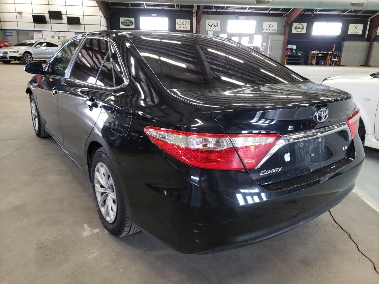 Photo 3 from auction – 2015 TOYOTA CAMRY LE with VIN 4T4BF1FKXFR507500