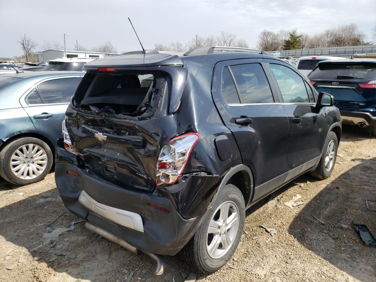 Photo 4 from auction – 2015 CHEVROLET TRAX 1LT with VIN 3GNCJLSB1FL254622