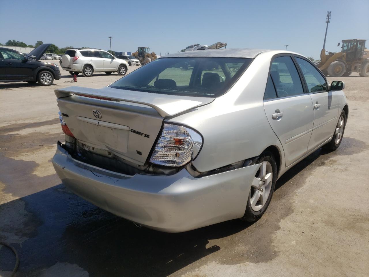 Photo 4 from auction – 2003 TOYOTA CAMRY LE with VIN 4T1BF32KX3U548216