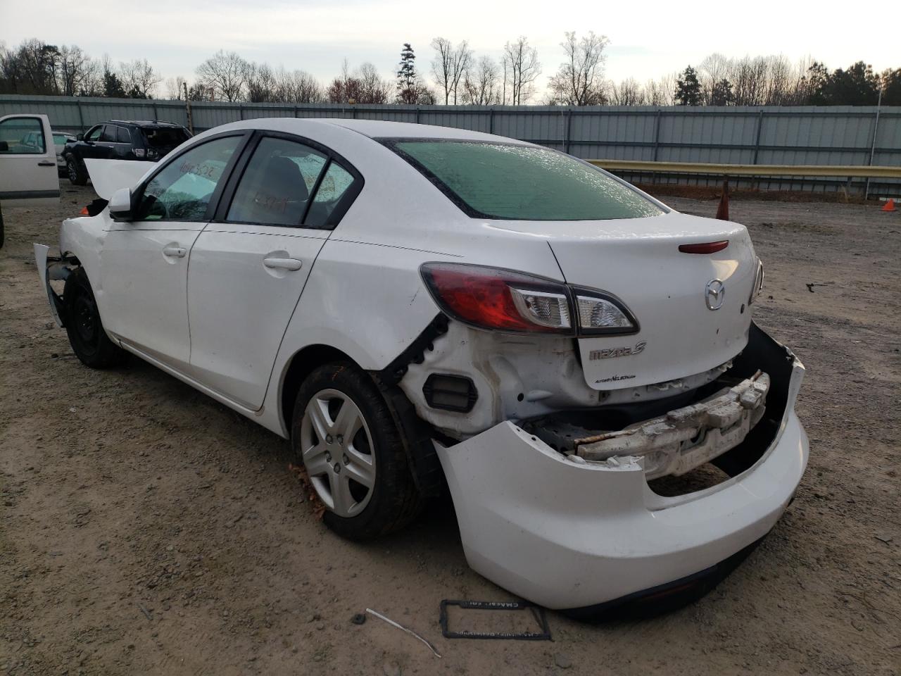 Photo 3 from auction – 2010 MAZDA 3 I with VIN JM1BL1SF7A1237989